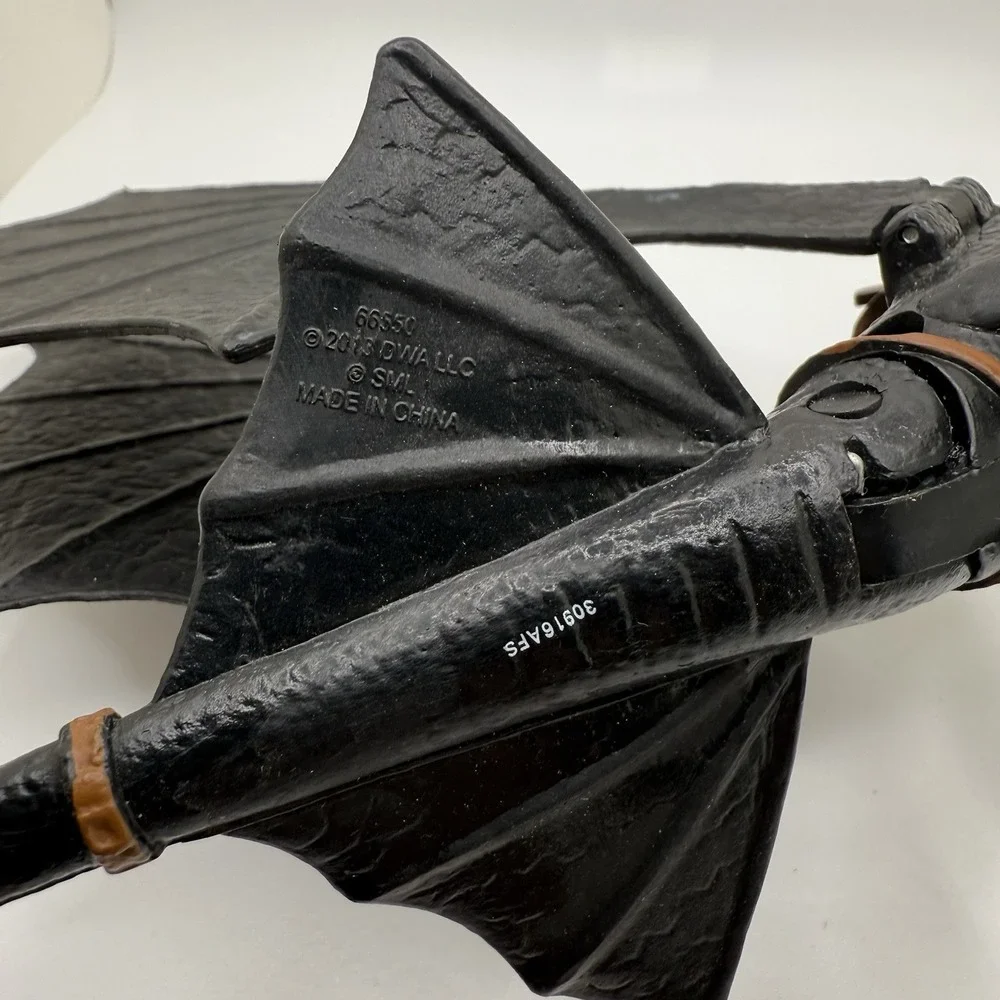 How to Train Your Dragon 2013 Toothless Toy Movable Wings